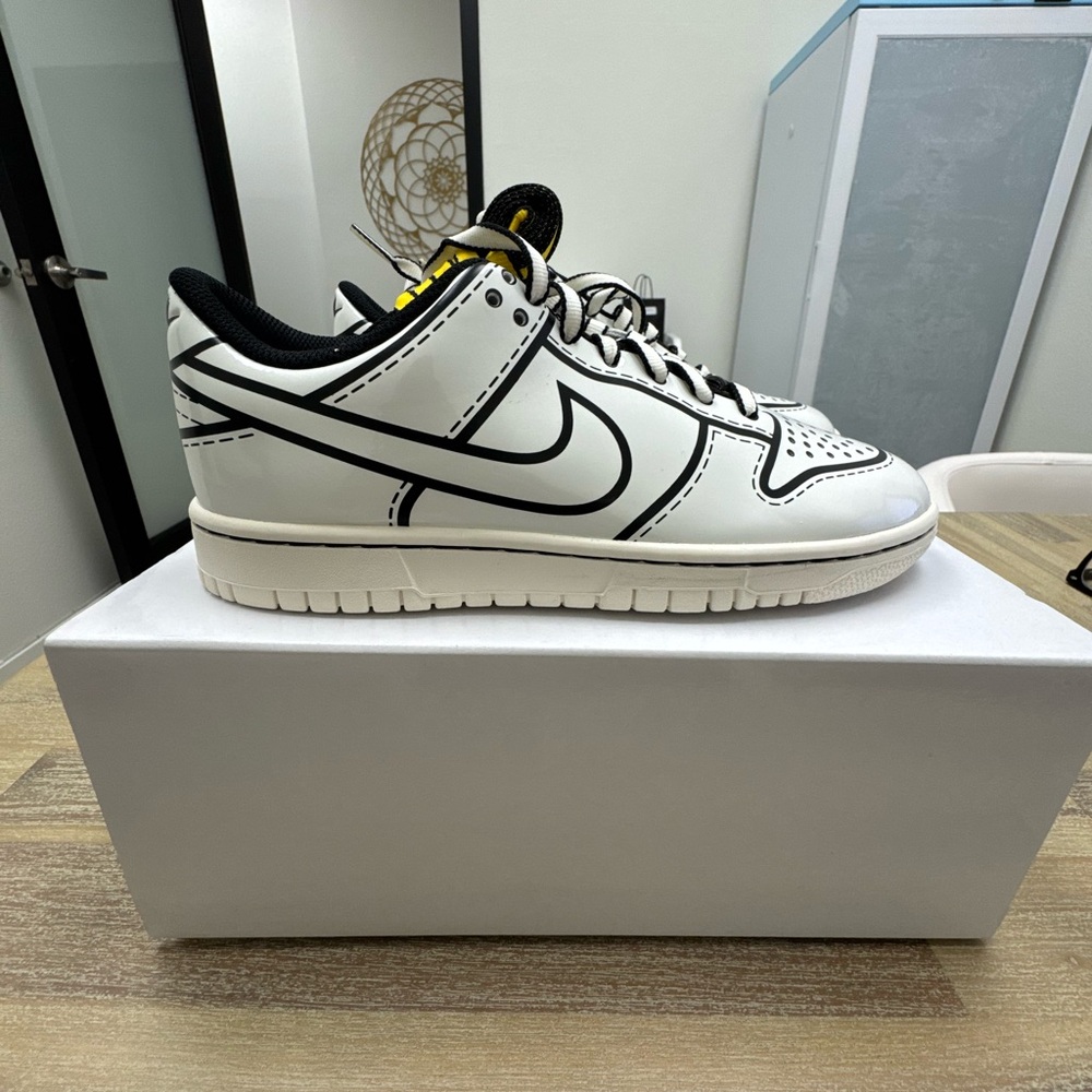 Nike Lego Collection 2D dunk lows